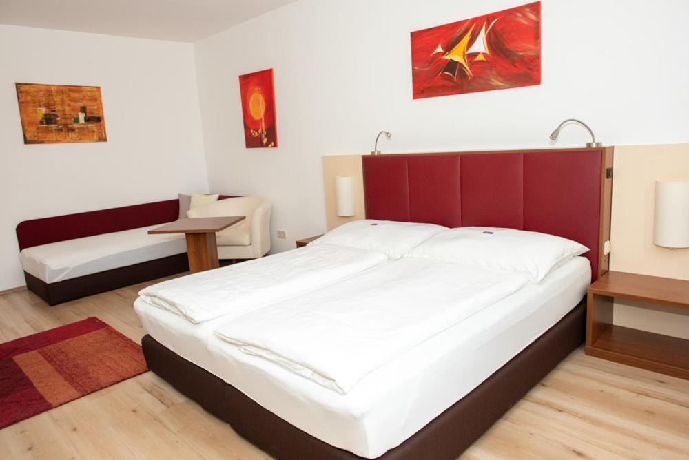 Gaestehaus Schuetz Spitz an der Donau Extérieur photo