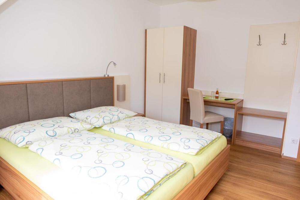 Gaestehaus Schuetz Spitz an der Donau Extérieur photo