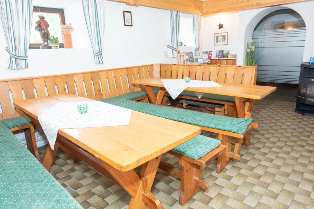 Gaestehaus Schuetz Spitz an der Donau Extérieur photo